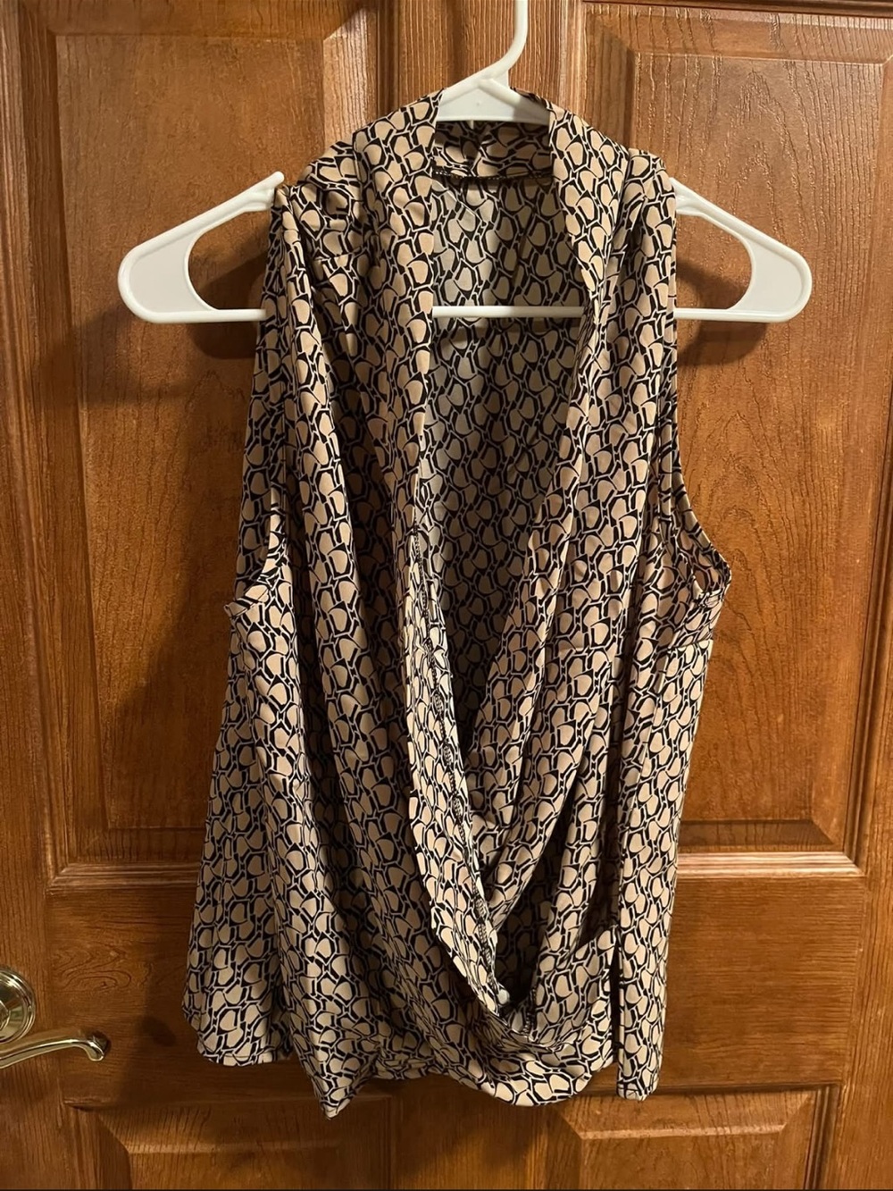 Sleeveless Draped Geometric Print Top - Beige Navy
